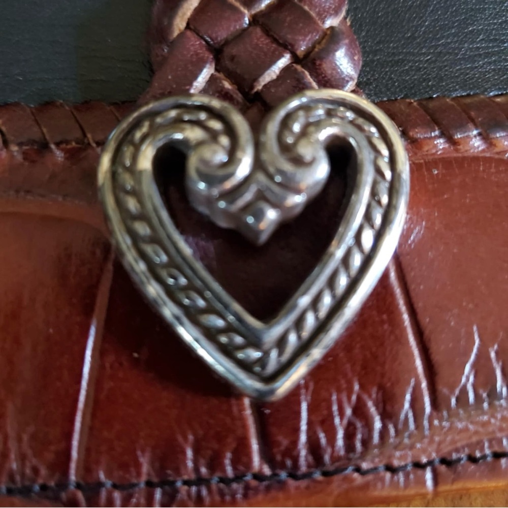 BRIGHTON Vintage Heart Folio Leather Wallet - Picture 2 of 6